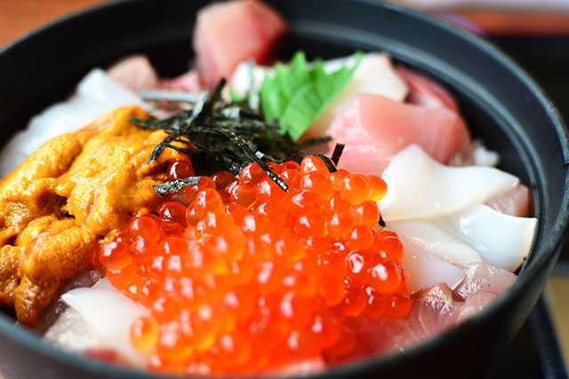 海鮮丼（イメージ）