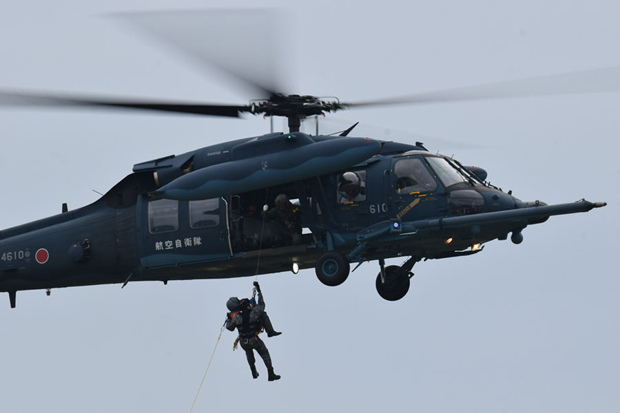 小牧救難隊 UH-60J 救難救助デモ