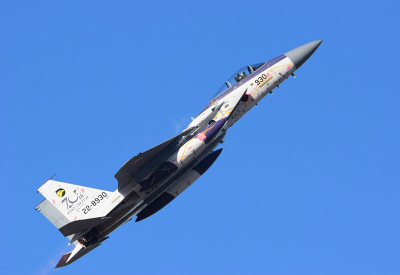 F-15Jの機動飛行（306SQの特別塗装機）