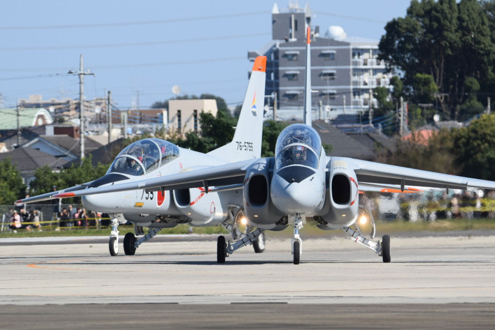 中部方面航空隊司令部支援飛行隊　T-4